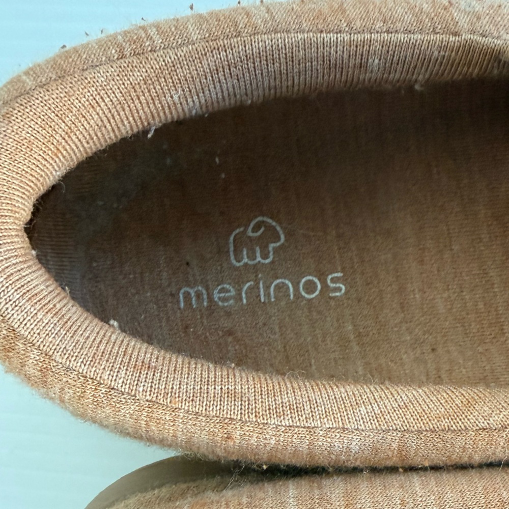 MERINOS Tan Slip-Ons - Picture 7 of 7